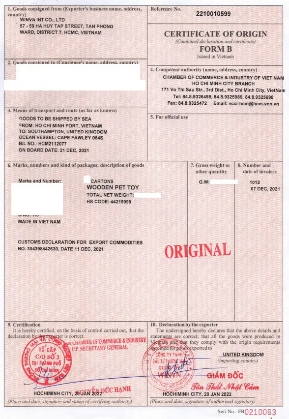 Certificate of origin from a real WINVN loofah export shipment, buyer details redacted for privacy